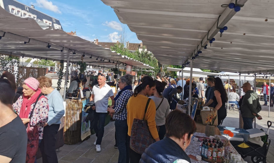 Lancement des marchés nocturnes à Fontainebleau - Groupe Géraud